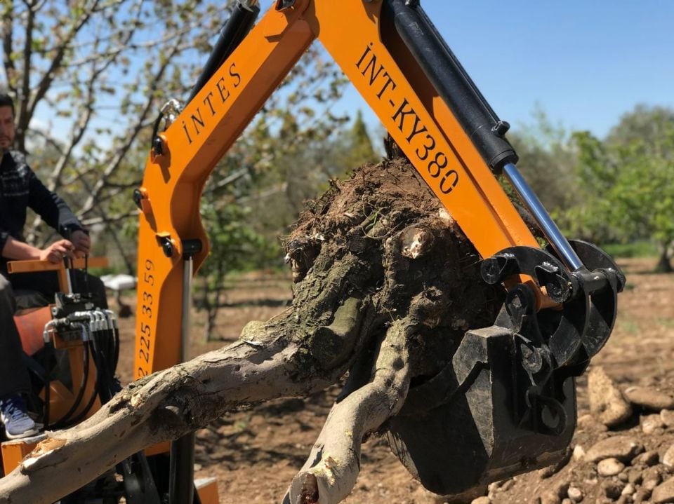 intes traktör arka kazıcı yükleyici kepçe ky380